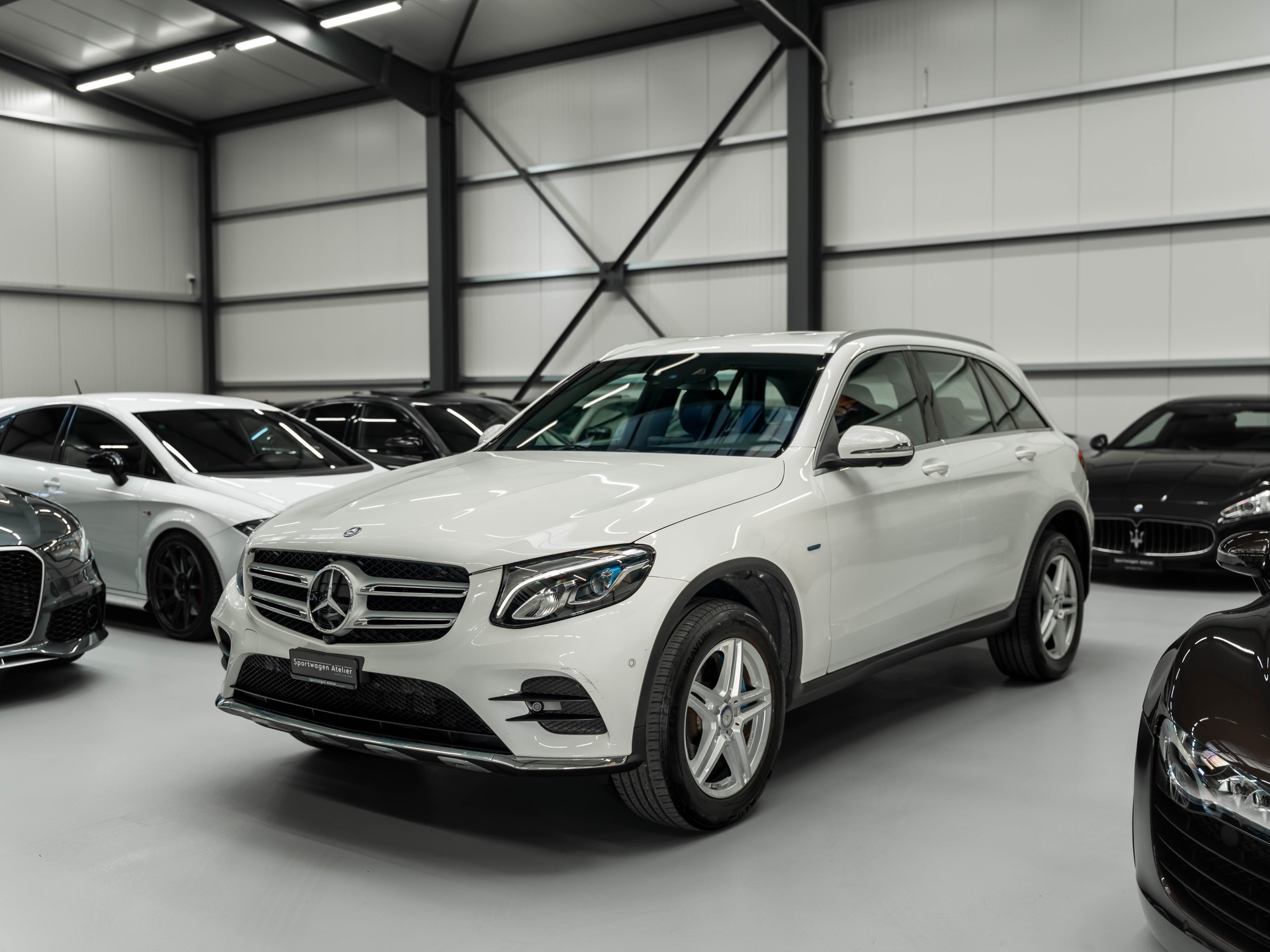 MERCEDES-BENZ GLC 350 e AMG Line 4Matic 7G-Tronic