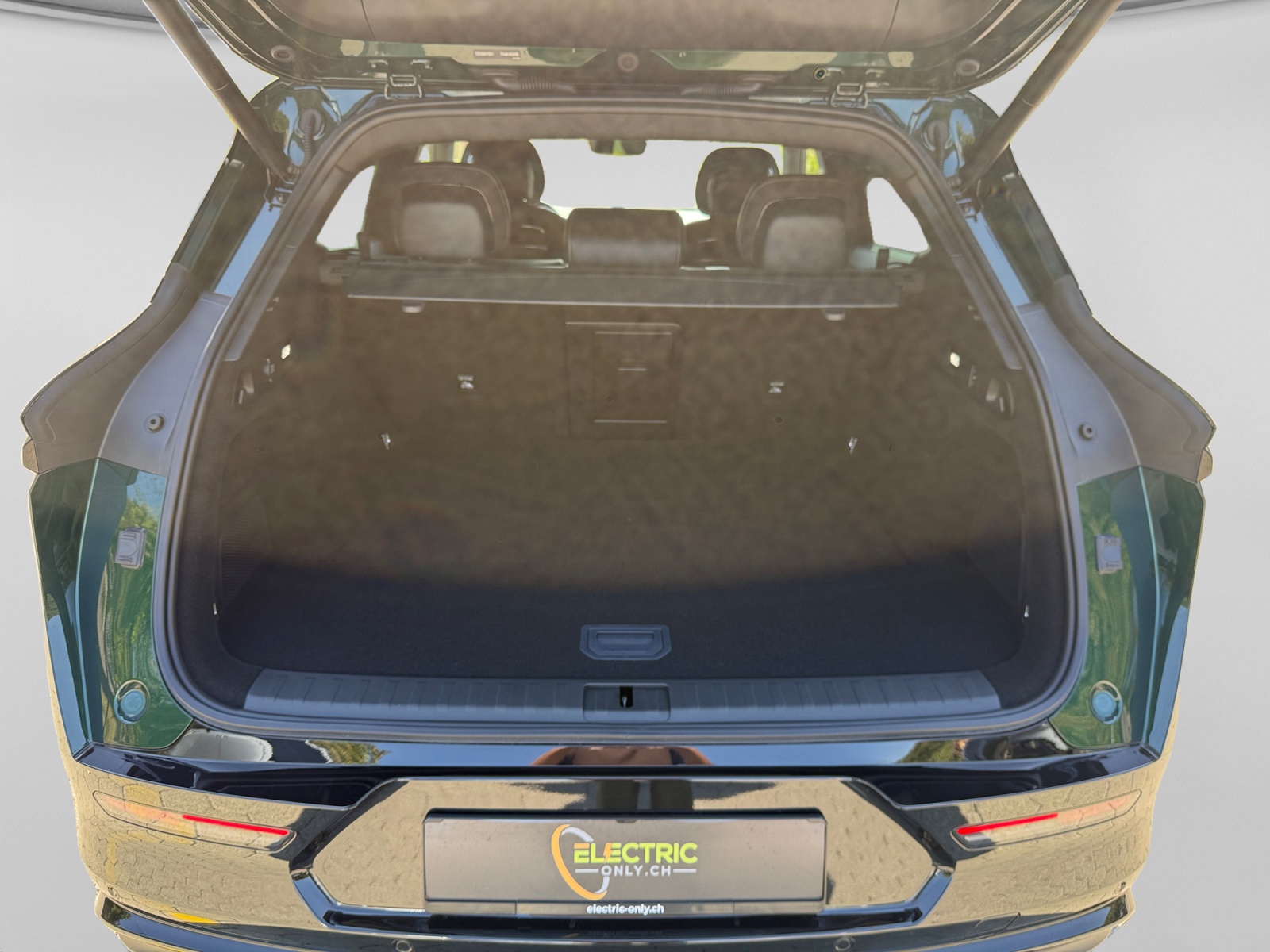 ZEEKR 7X 100kWh Privilege AWD-image-18