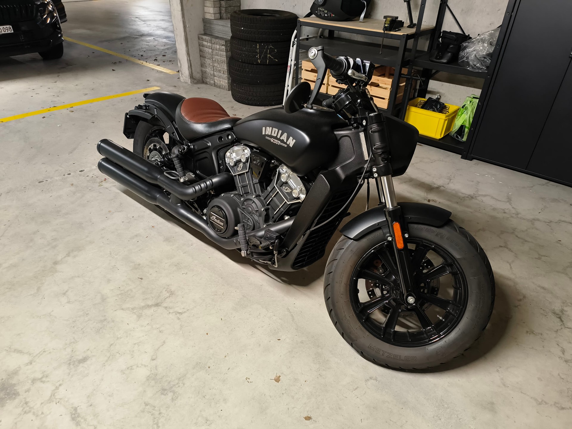 INDIAN Scout Bobber-image-1
