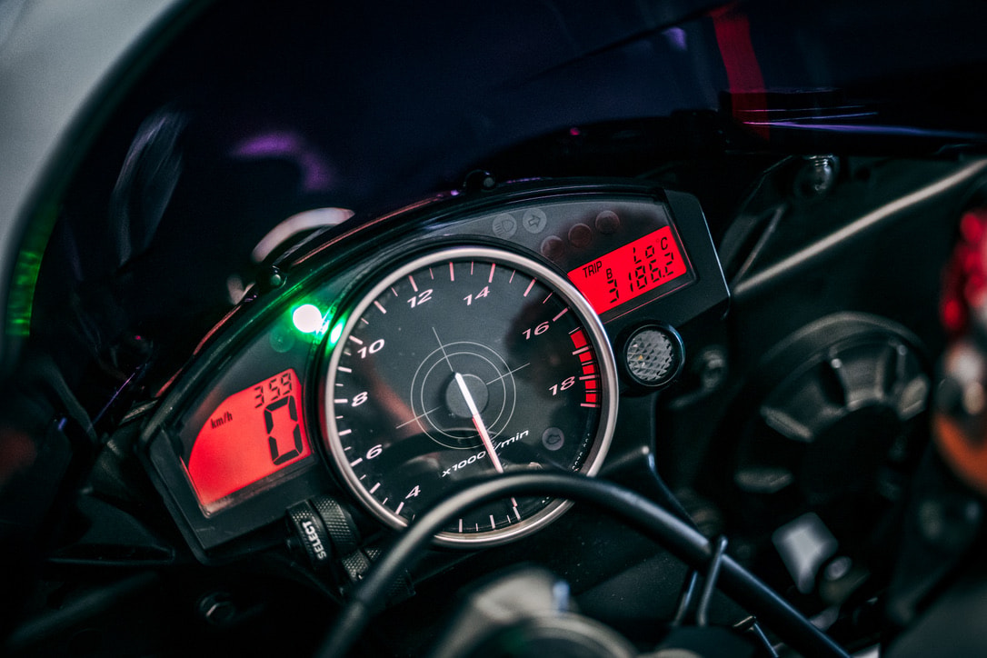 YAMAHA YZF-R6-image-11