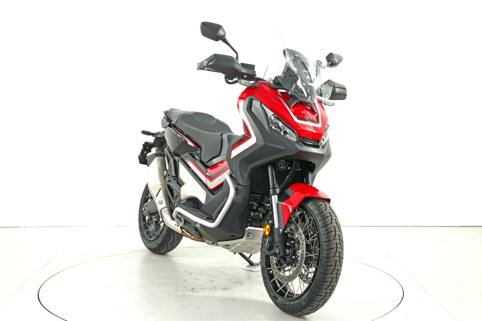 HONDA X-ADV 750 ABS-image-1