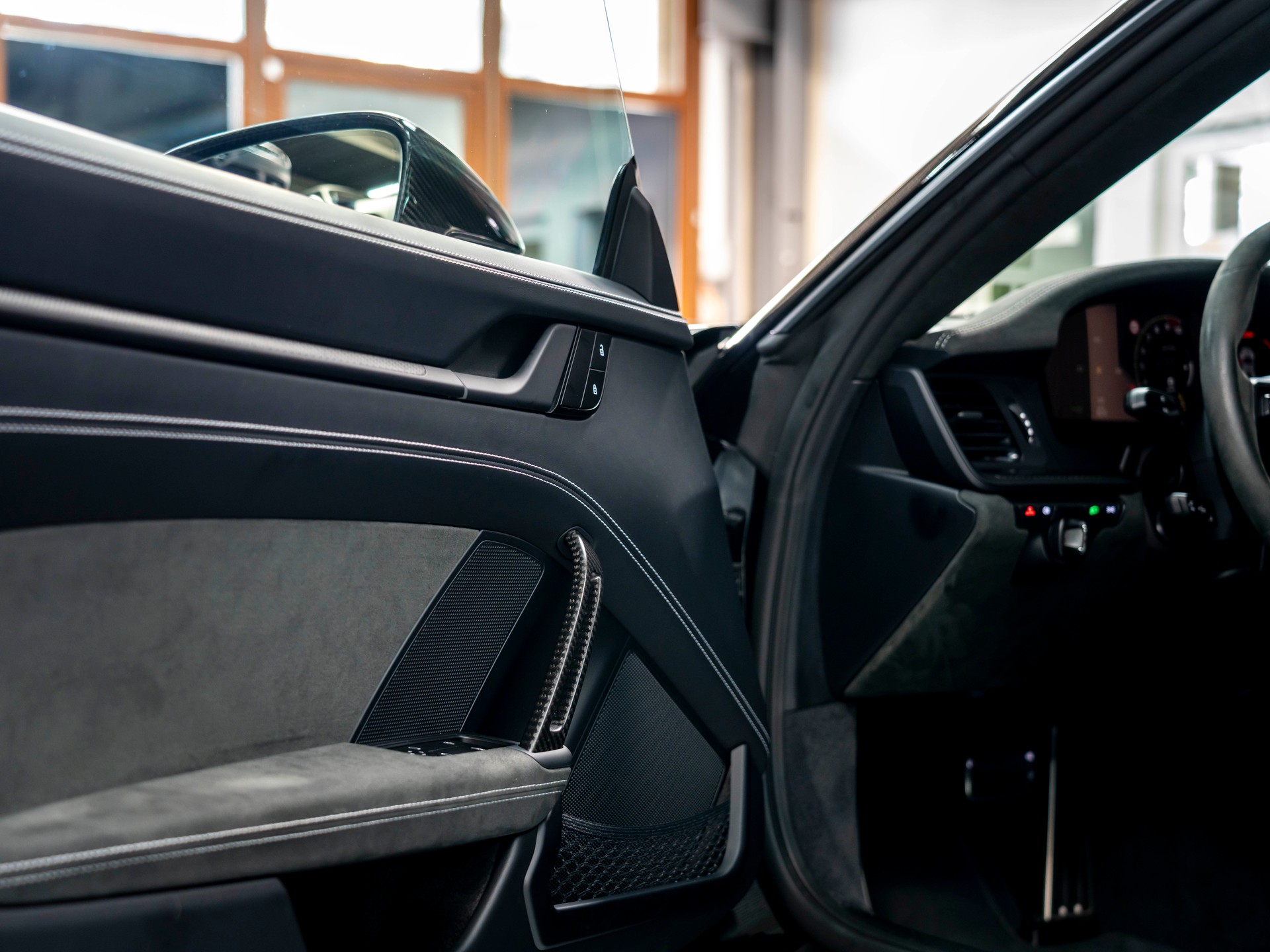 PORSCHE 911 Carrera GT3 PDK Pack Weissach-image-20