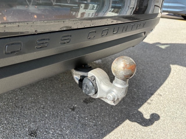VOLVO V60 Cross Country 2.0 B4 AWD-image-15