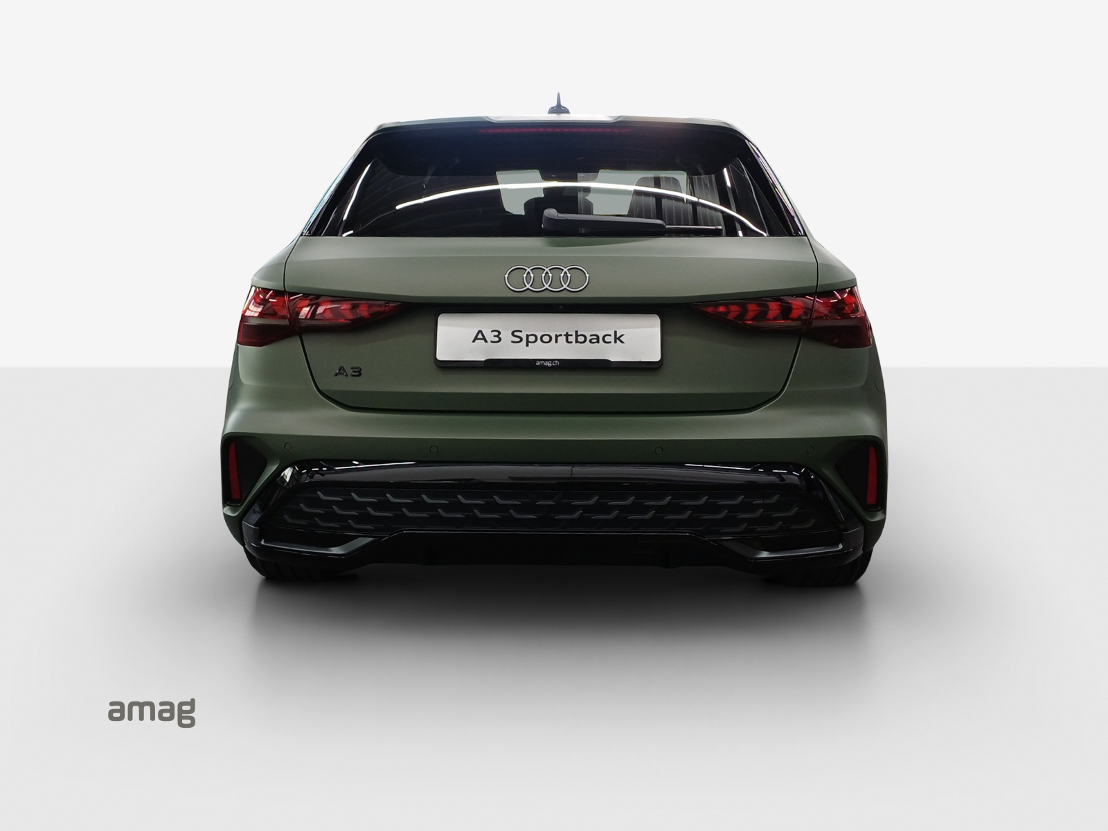 AUDI A3 Sportback TFSI 110 kW S line Attraction S tronic-showroom-element-3