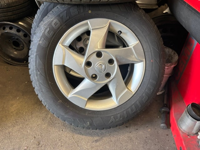 DACIA Duster dCi 115 Comfort 4x4-image-5