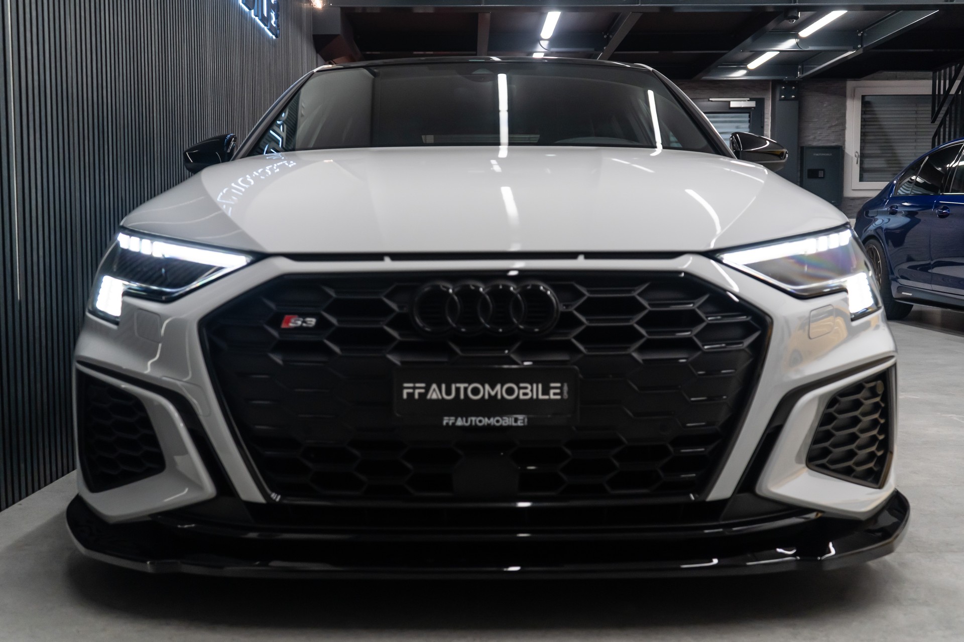 AUDI S3 SPORTBACK 2.0 TFSI QUATTRO S-TRONIC / CH-FAHRZEUG / BLACK & WHITE-image-6