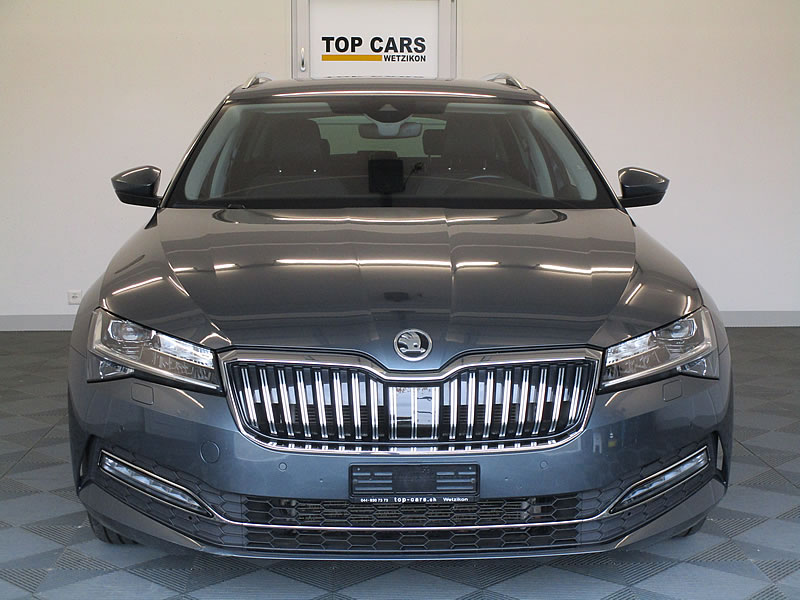 SKODA Superb Combi 2.0 TDi Style 4x4 DSG-image-9