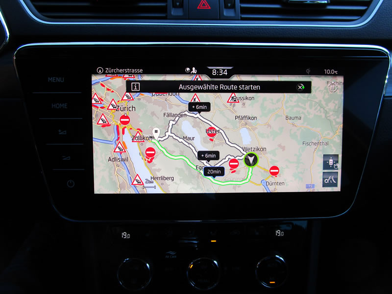 SKODA Superb Combi 2.0 TDi Style 4x4 DSG-image-19