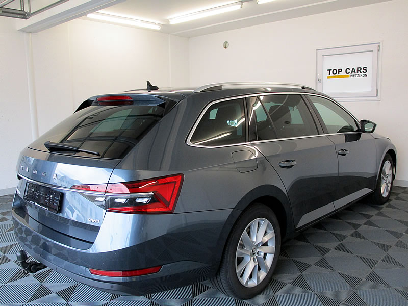 SKODA Superb Combi 2.0 TDi Style 4x4 DSG-image-4