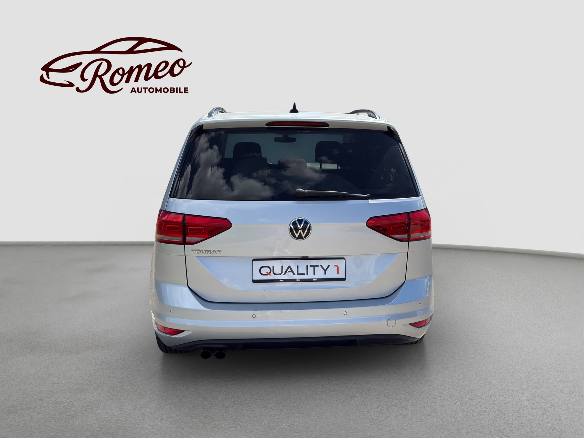 VW Touran 2.0 TDI BlueMotion Technology Comfortline DSG ** Frisch ab MFK & Service ** ACC ** Navi ** Sitzheizung **-image-5