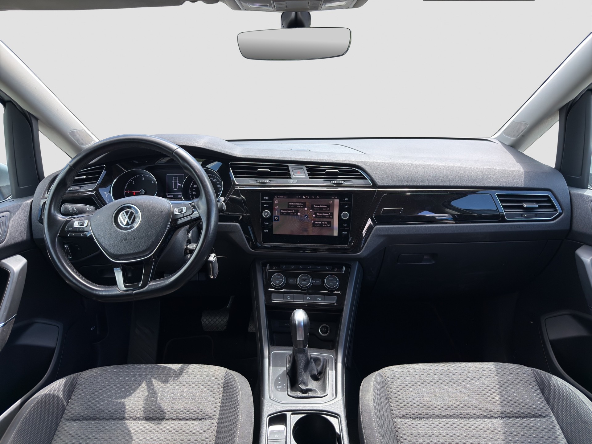 VW Touran 2.0 TDI BlueMotion Technology Comfortline DSG ** Frisch ab MFK & Service ** ACC ** Navi ** Sitzheizung **-image-9