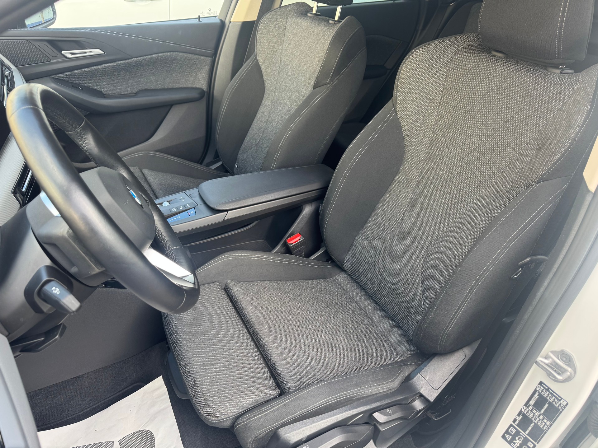 BMW 223d Active Tourer xDrive DKG-image-9
