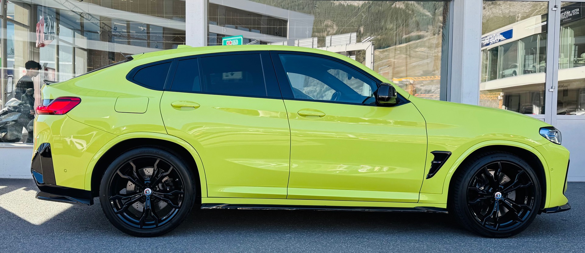 BMW X4M xDrive M Competition Steptronic-showroom-element-1