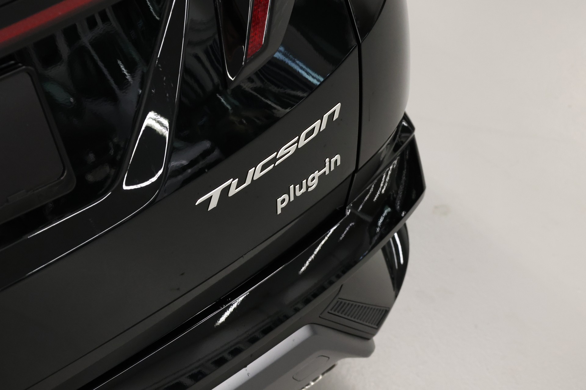 HYUNDAI Tucson 1.6 T-GDi PHEV N-Line 4WD-image-9