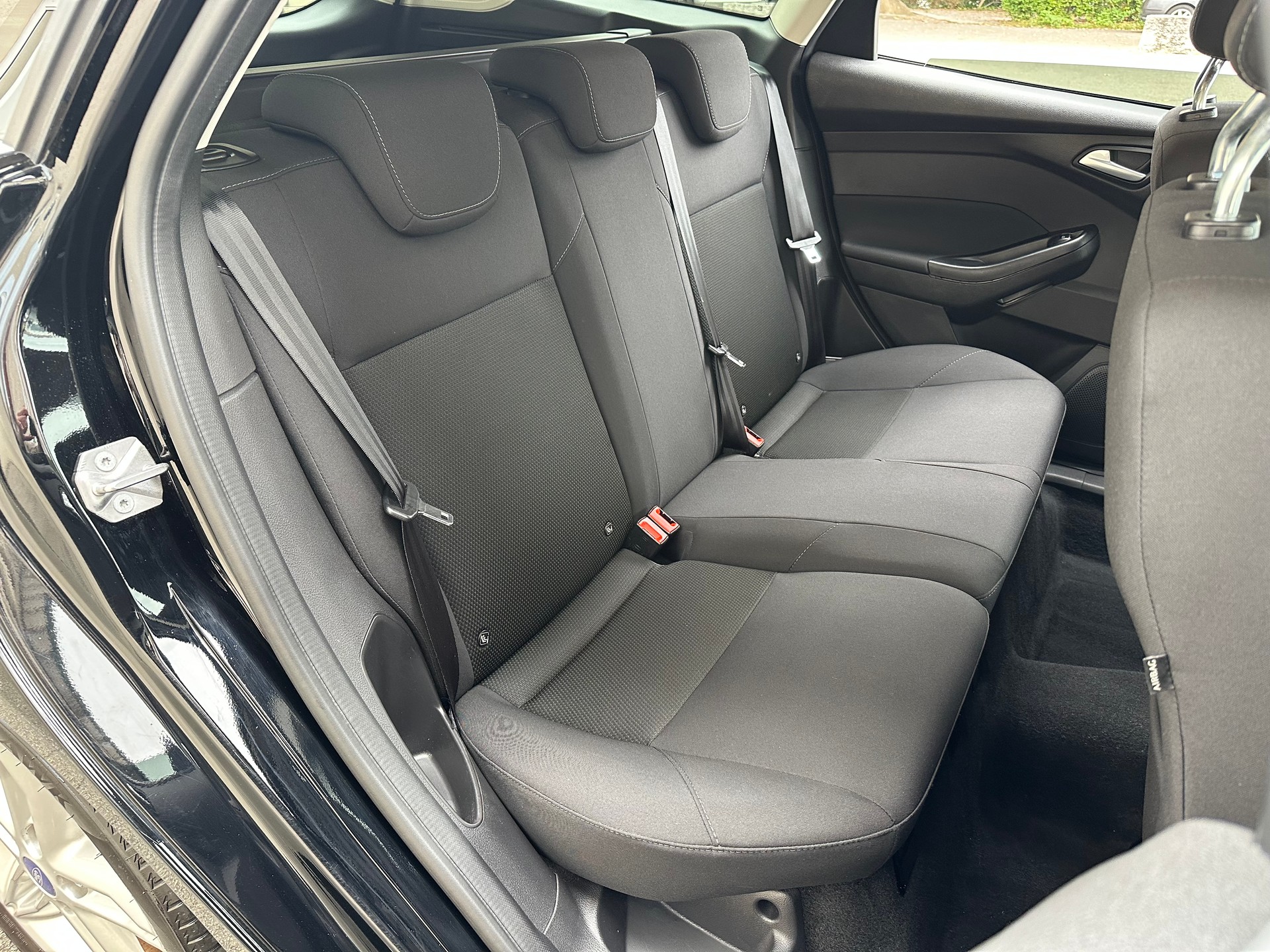 FORD Focus 1.0 SCTi Business Automatic-image-16