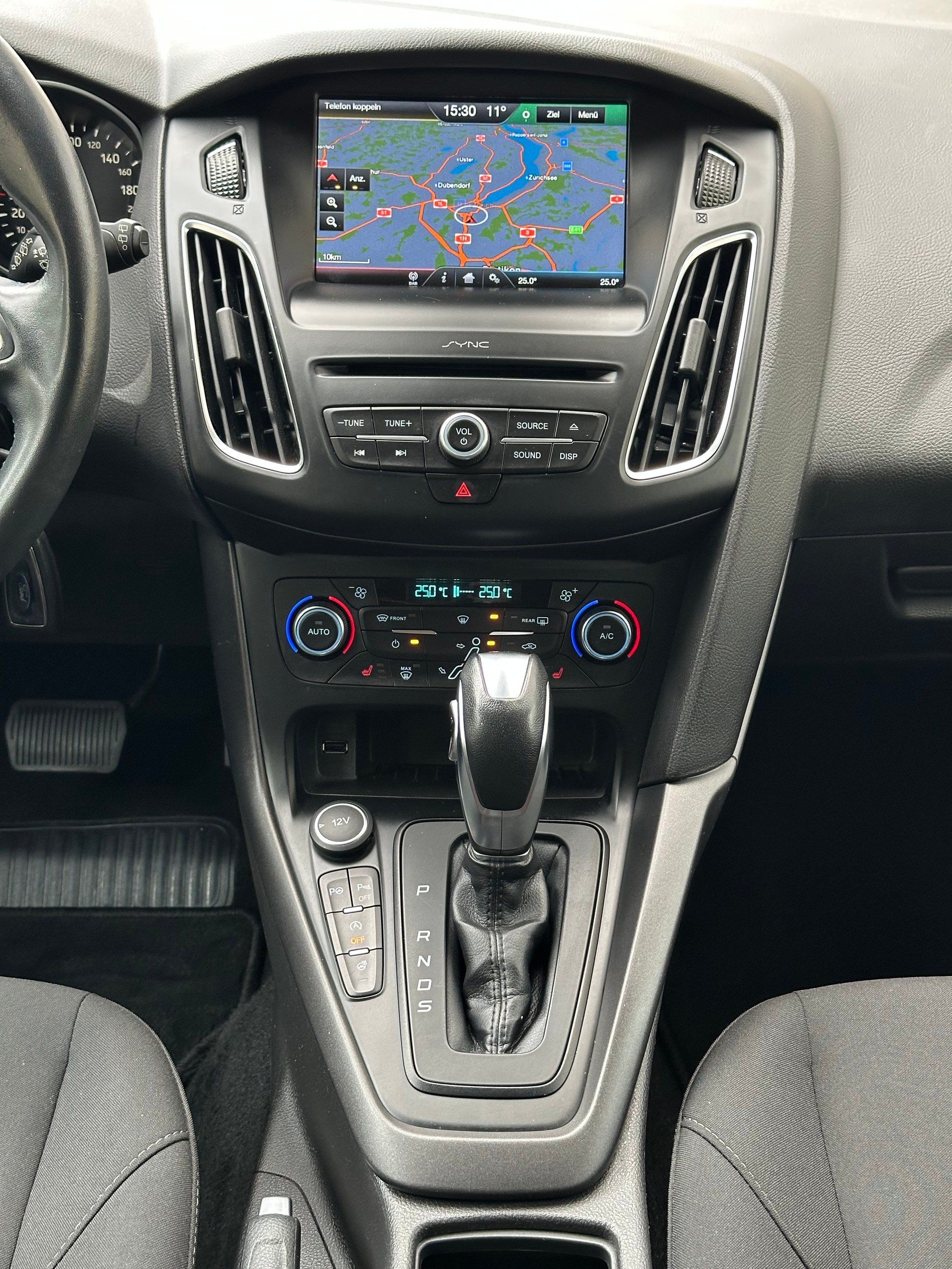 FORD Focus 1.0 SCTi Business Automatic-image-17