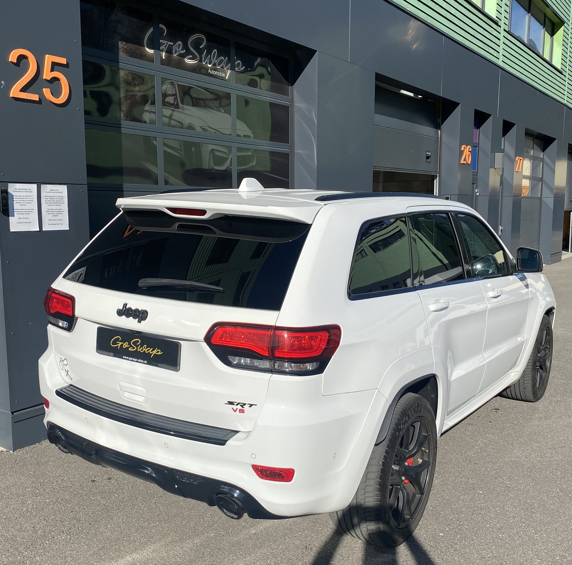 JEEP Grand Cherokee 6.4 V8 HEMI SRT8 Automatic-image-26