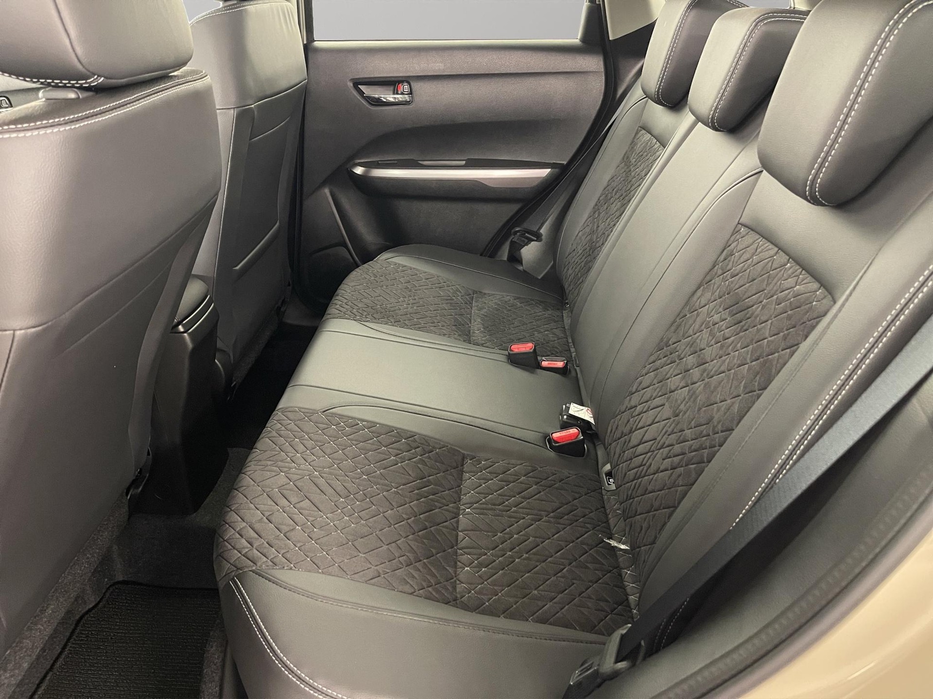 SUZUKI Vitara 1.4 T Compact Top Hybrid 4x4-image-7