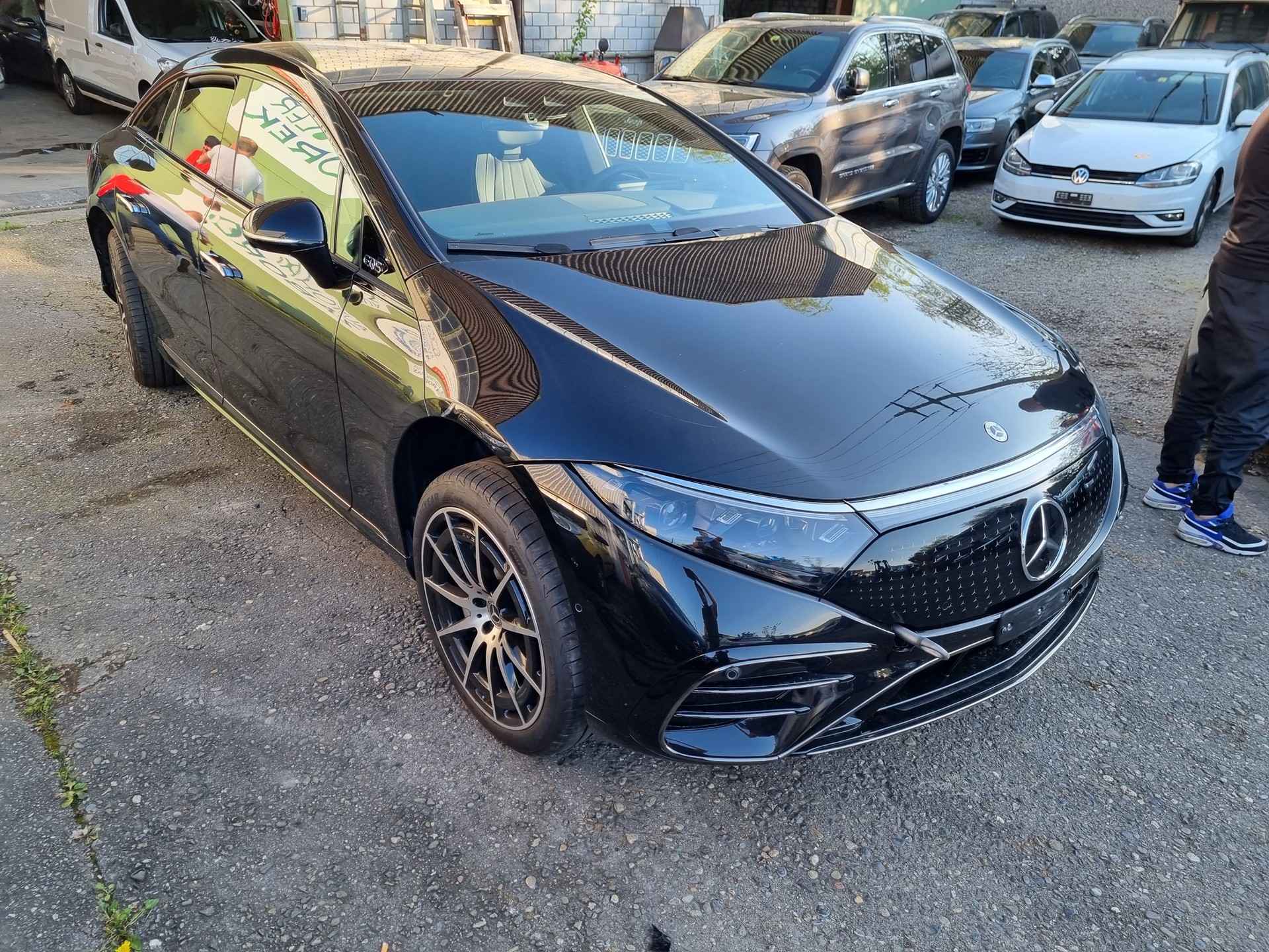 MERCEDES-BENZ EQS 450+ AMG Line-image-1