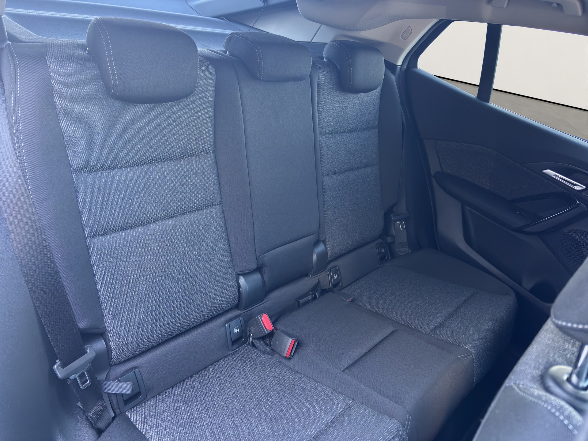 BMW iX2 xDrive 30-image-20