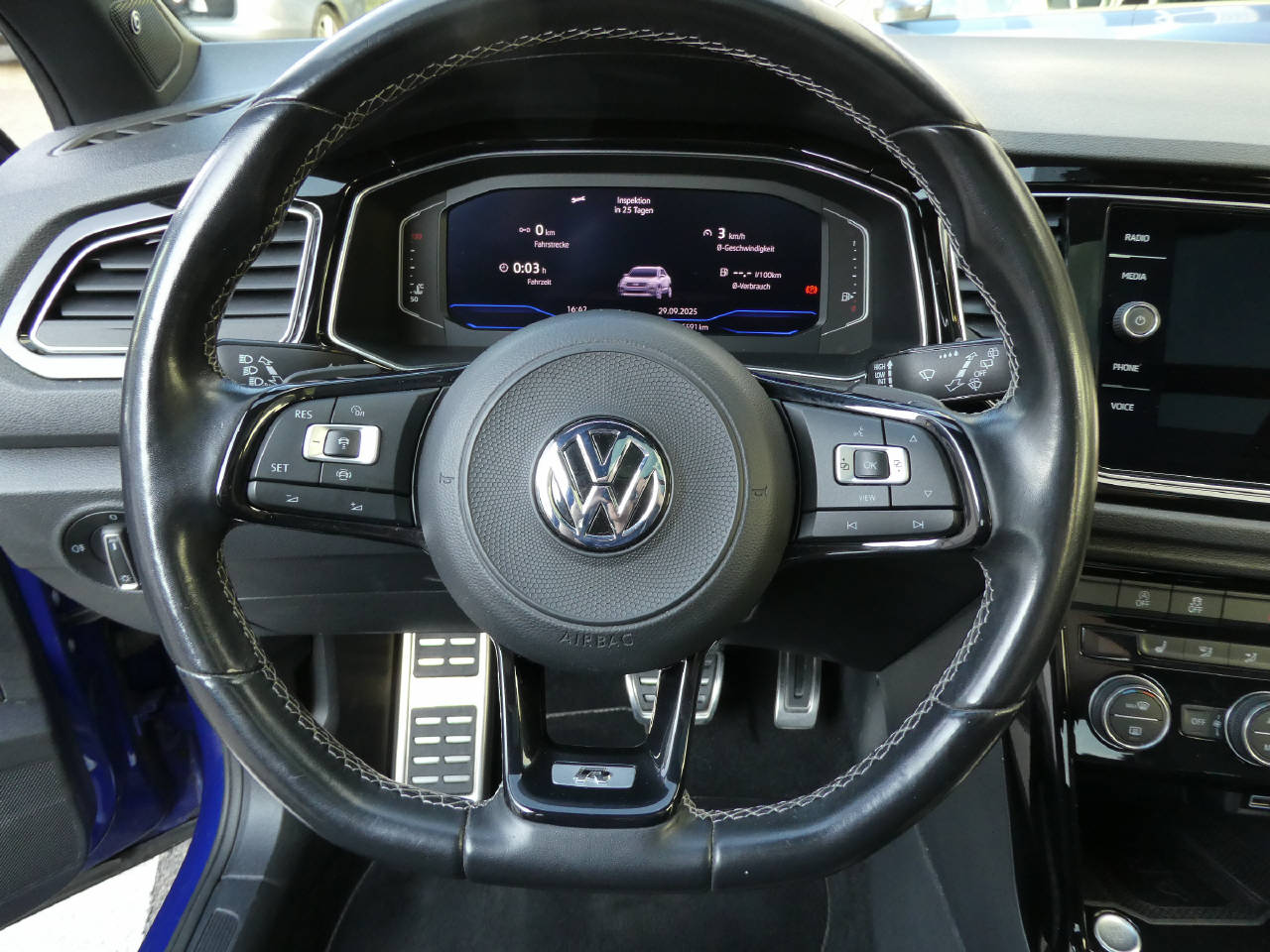 VW T-Roc 2.0 TSI R DSG 4motion-image-11