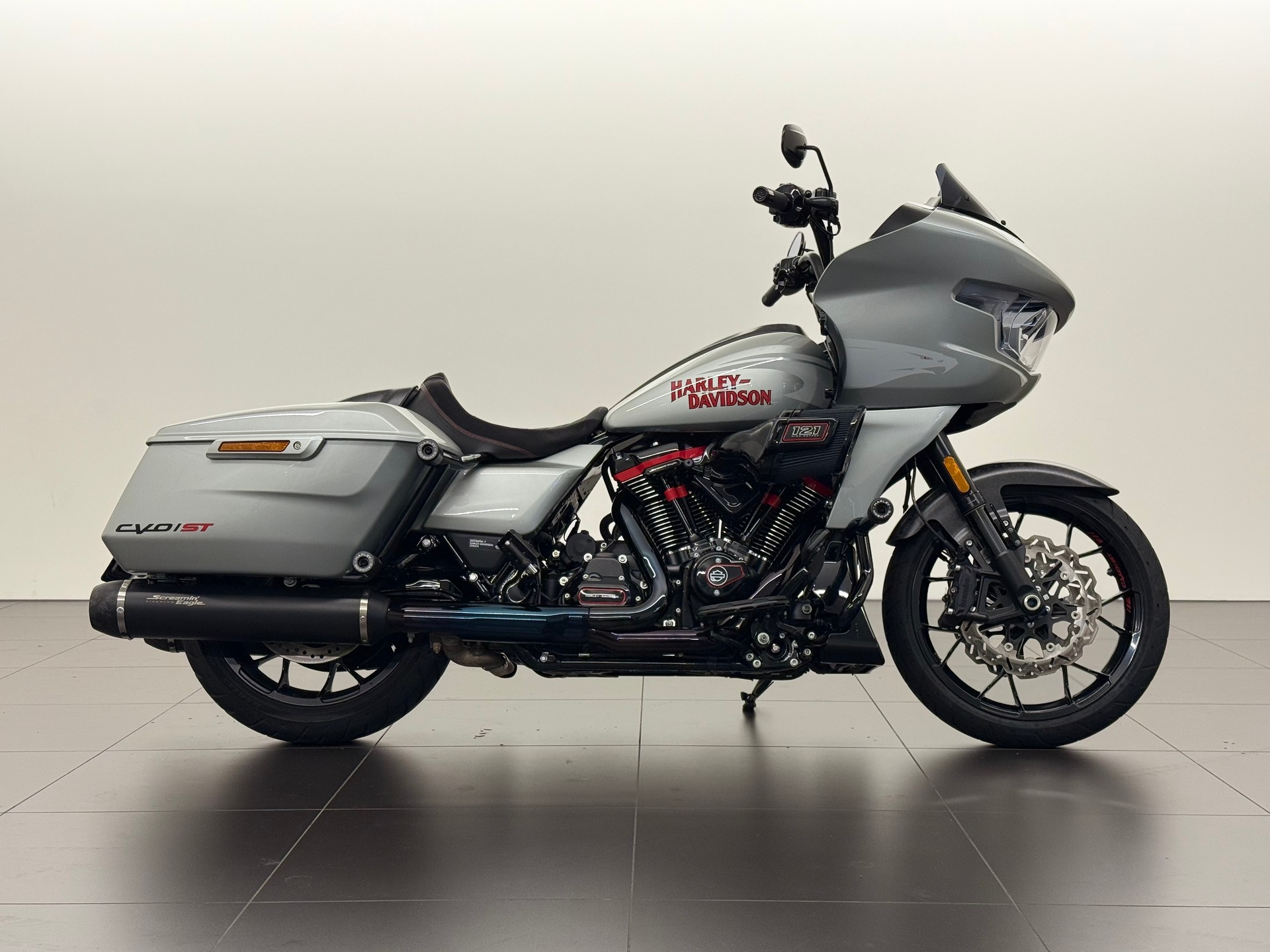 HARLEY-DAVIDSON Road Glide CVO ST 121-image-0