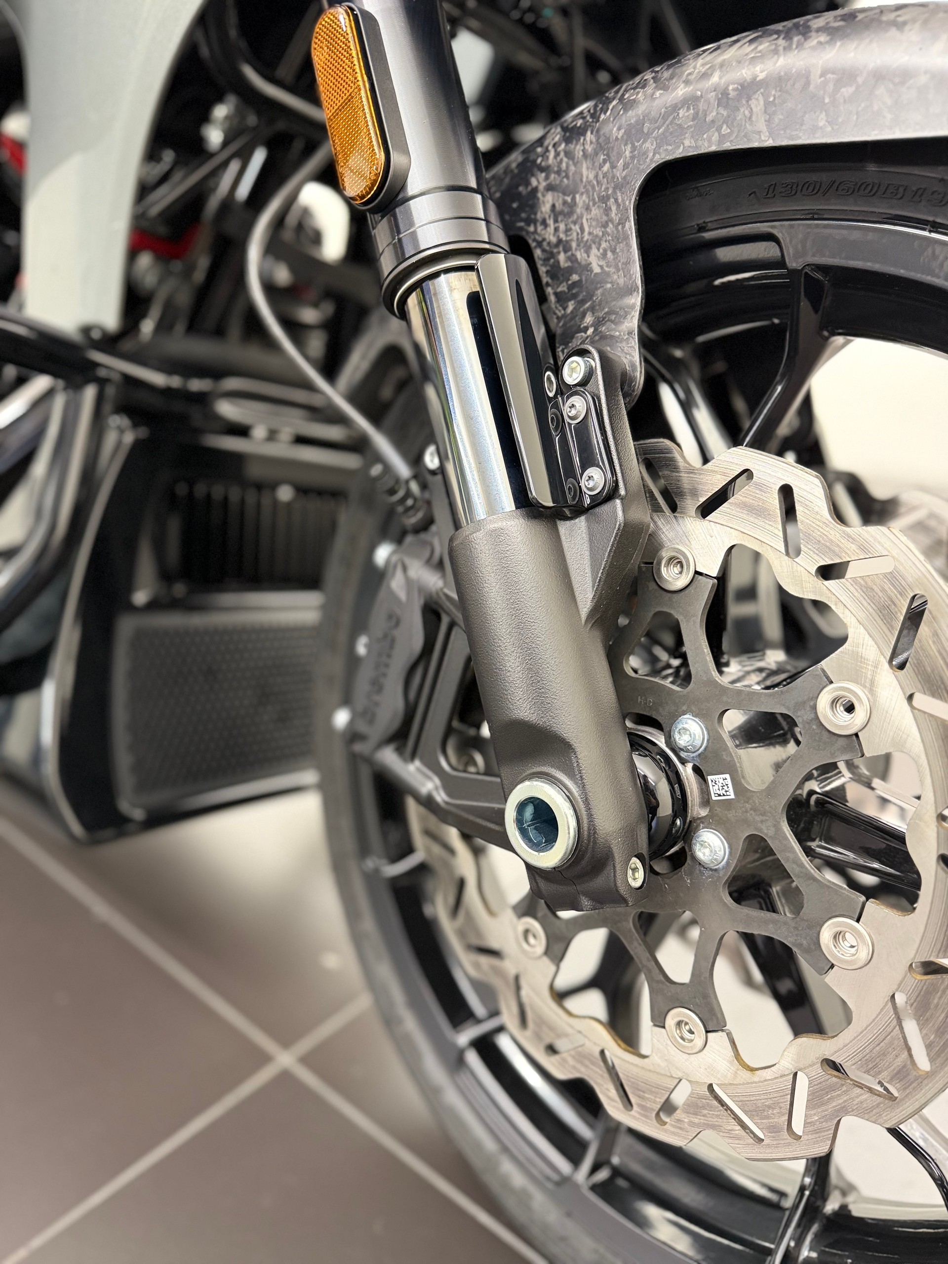 HARLEY-DAVIDSON Road Glide CVO ST 121-image-12