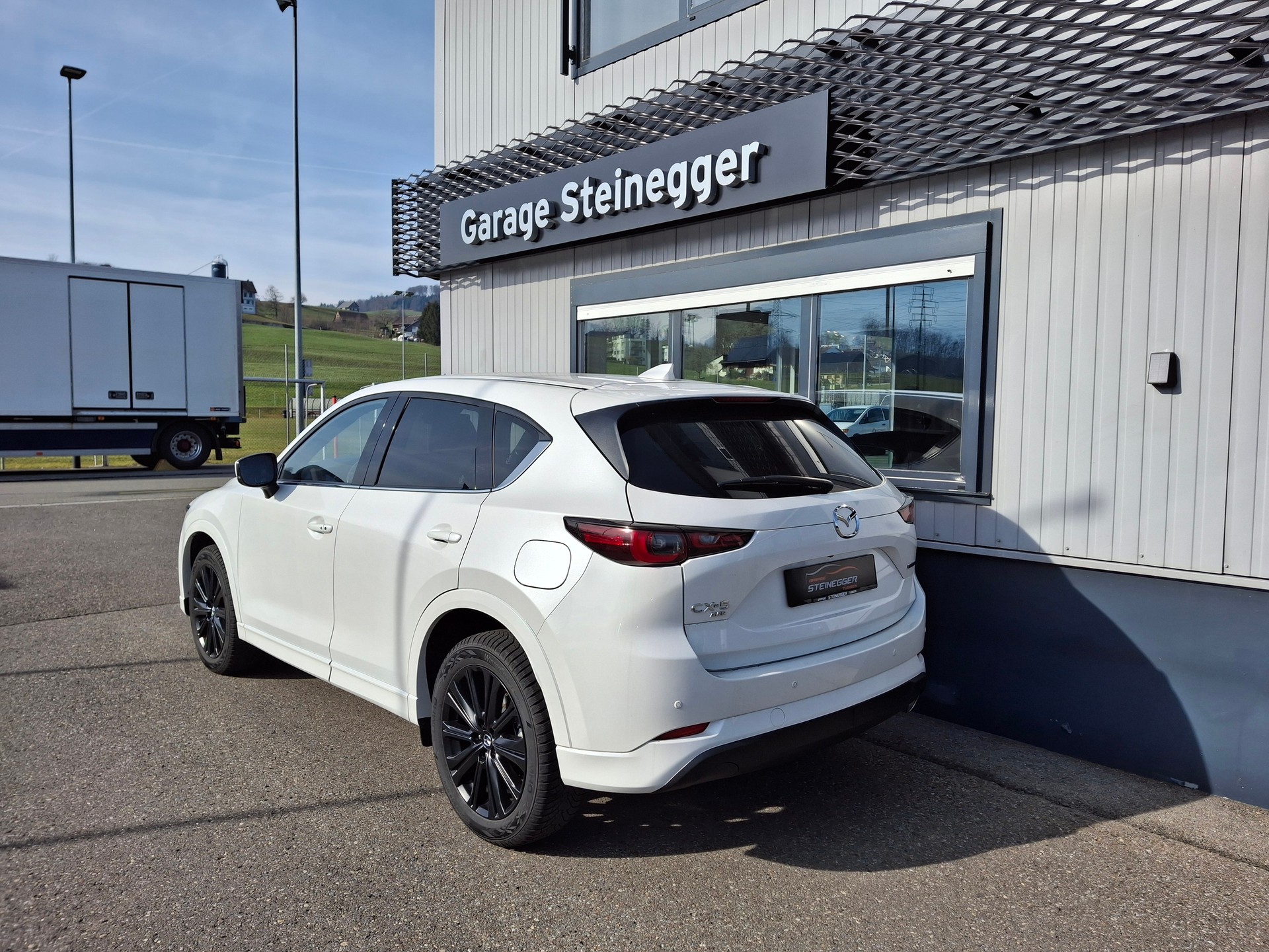 MAZDA CX-5 SKYACTIV-D 184 Signature AWD Automat-image-3
