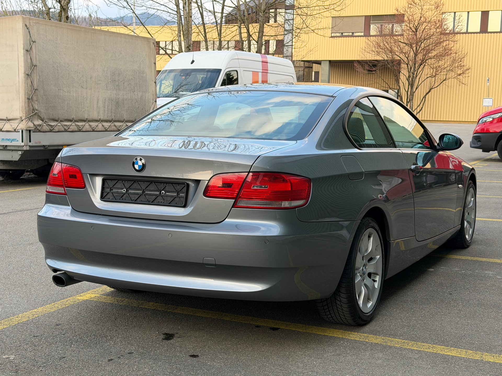BMW 320i Coupé Steptronic-image-4