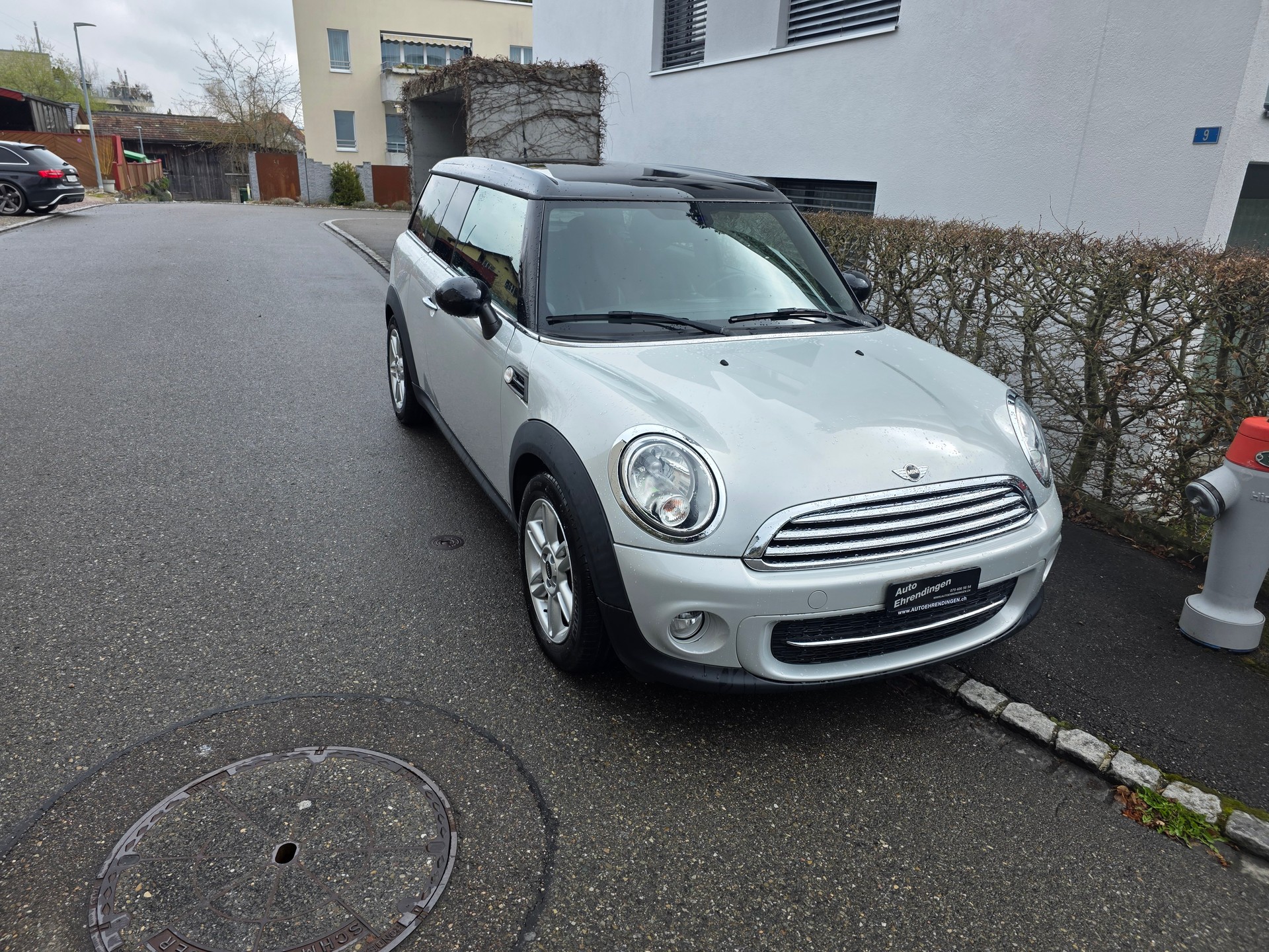 MINI Clubman Cooper D-showroom-element-2