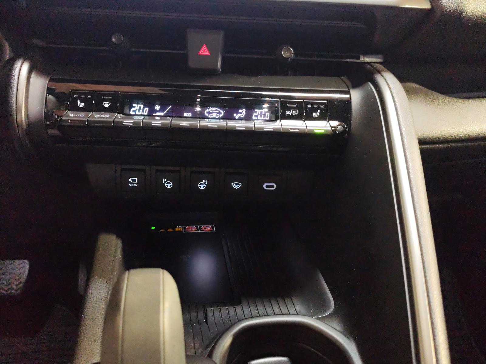 TOYOTA C-HR 2.0 HEV Trend 4x4-image-13