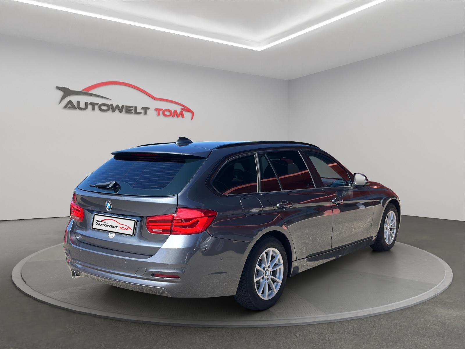 BMW 316d Touring Business Steptronic-image-4