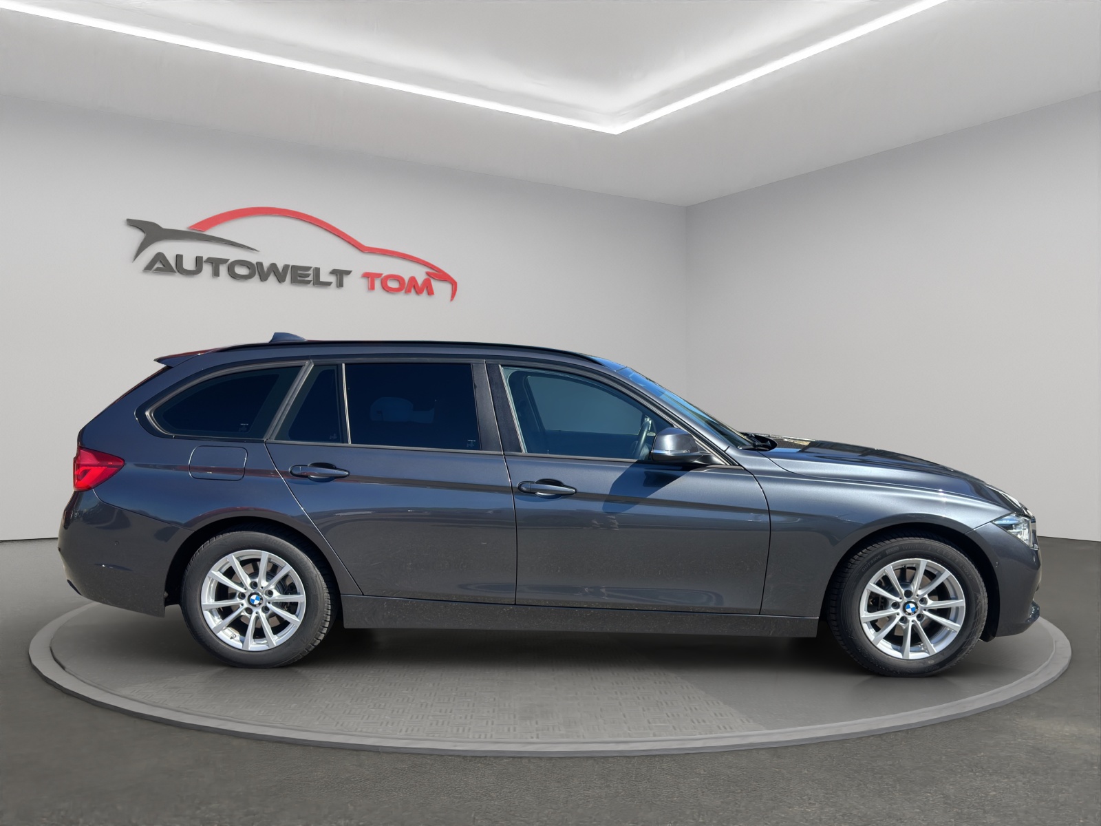 BMW 316d Touring Business Steptronic-image-5