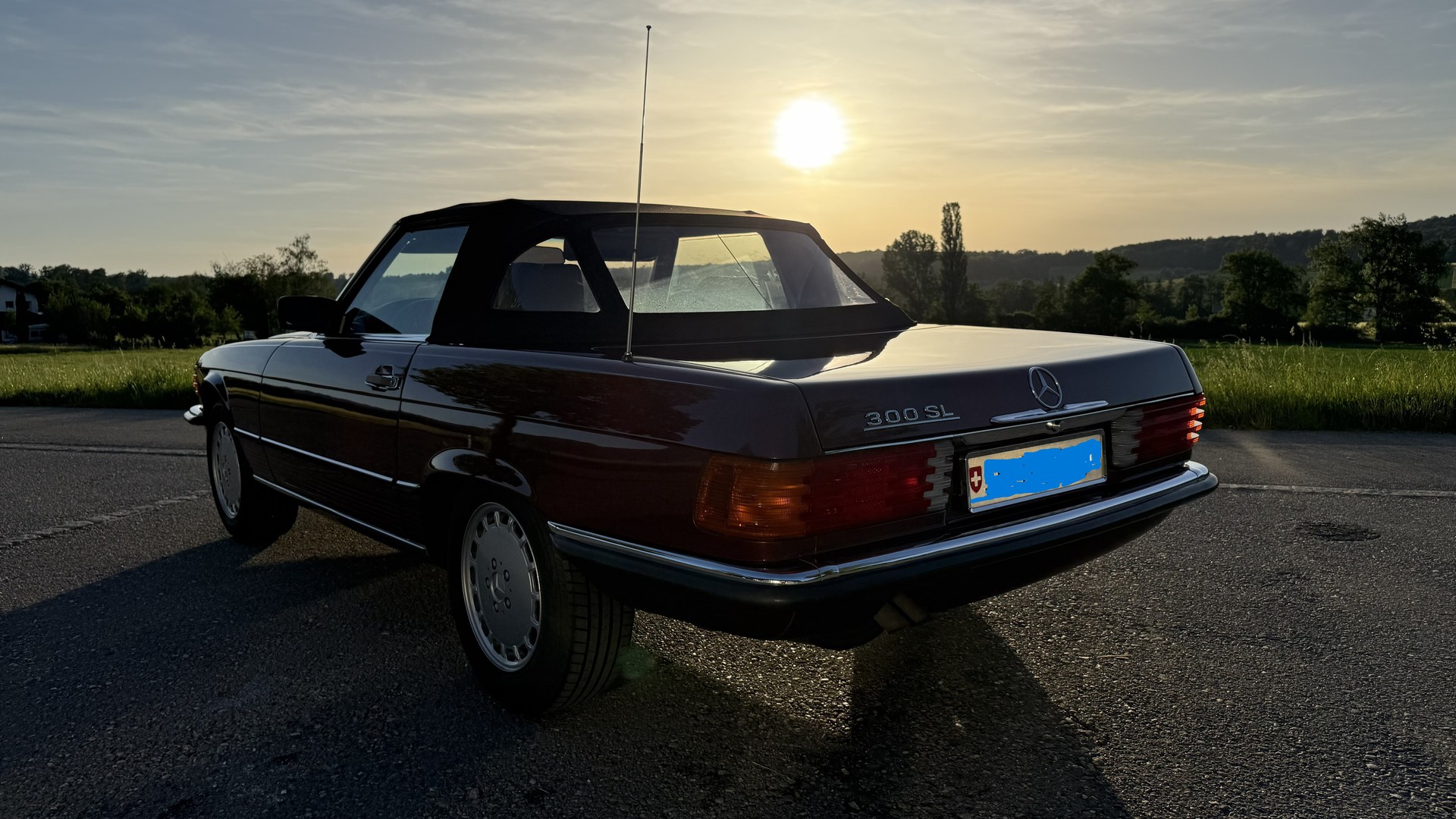 MERCEDES-BENZ 300 SL Automatic-image-2