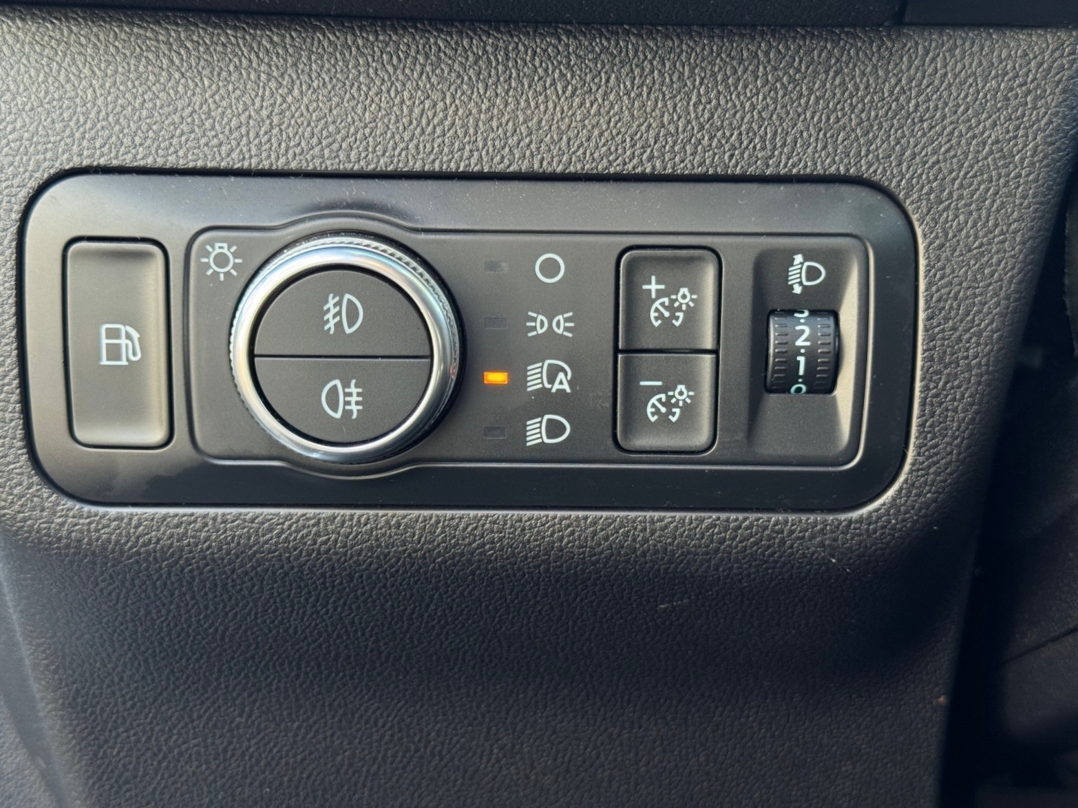 FORD Kuga 2.5 PHEV ST-Line 2WD-image-17