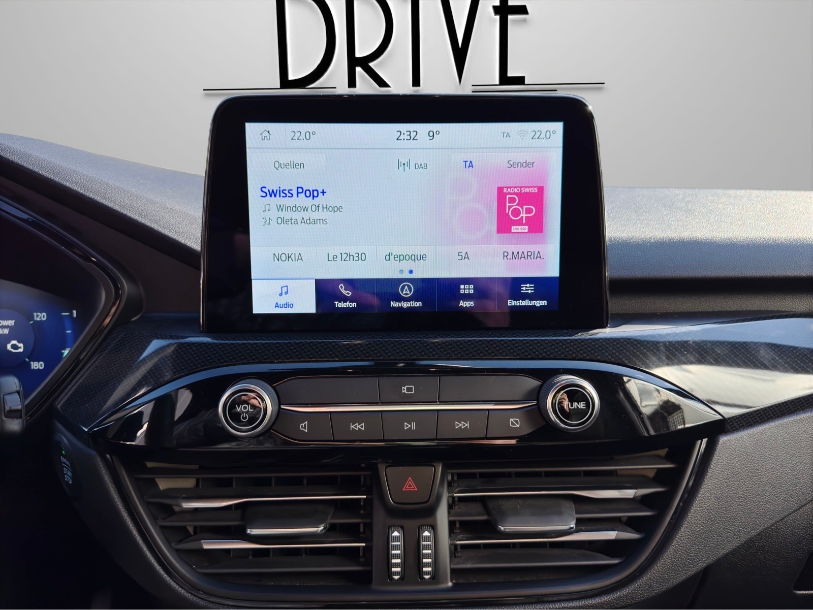 FORD Kuga 2.5 PHEV ST-Line 2WD-image-14