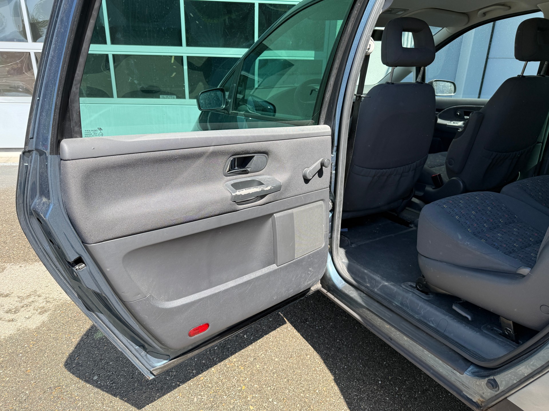 VW Sharan 1.9 TDI 7-Plätzer-image-14