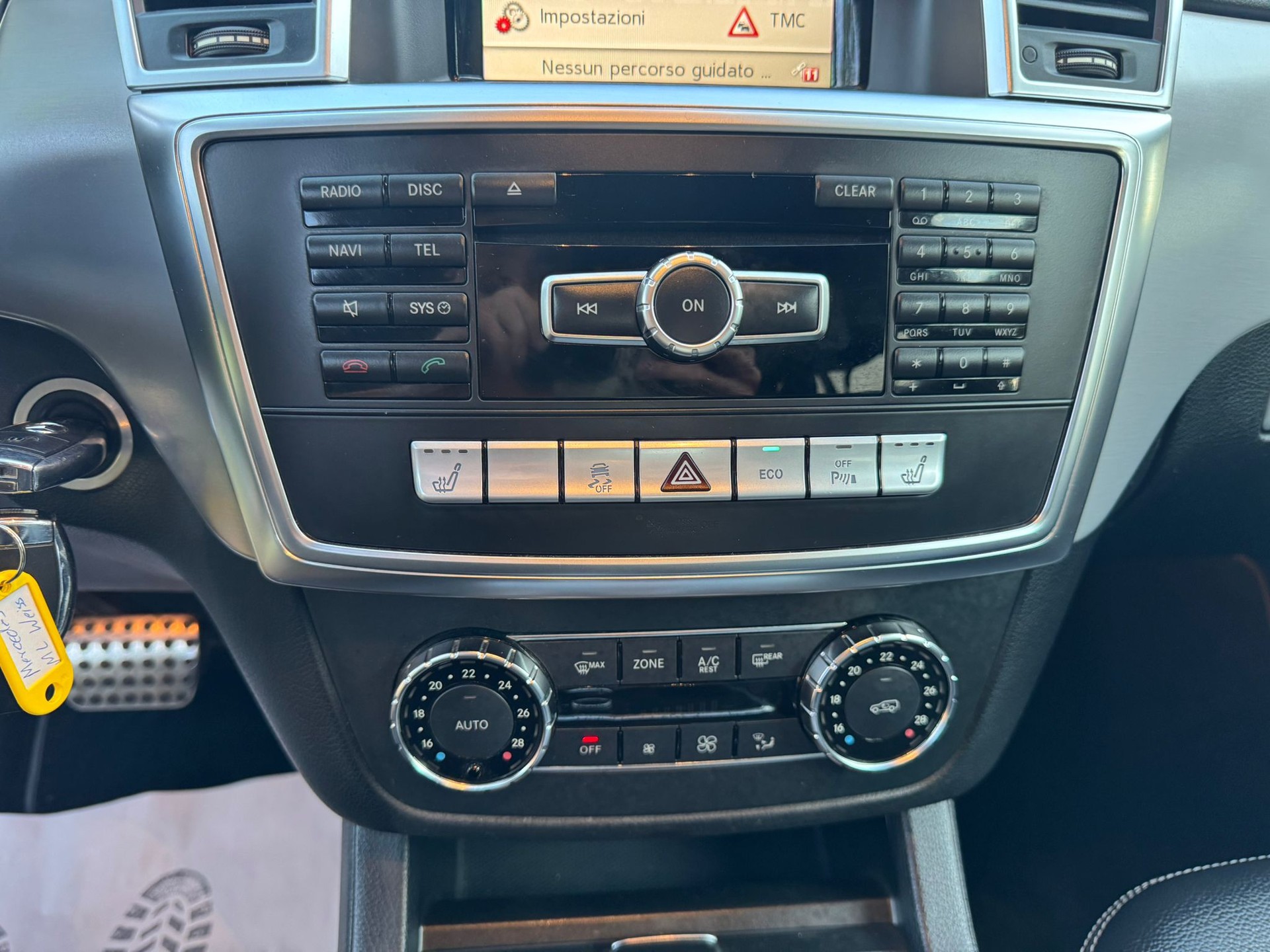MERCEDES-BENZ ML 250 BlueTEC Edition 4Matic 7G-Tronic-image-25