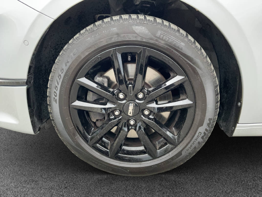 KIA Ceed 1.5 T-GDi MHEV Power-image-15