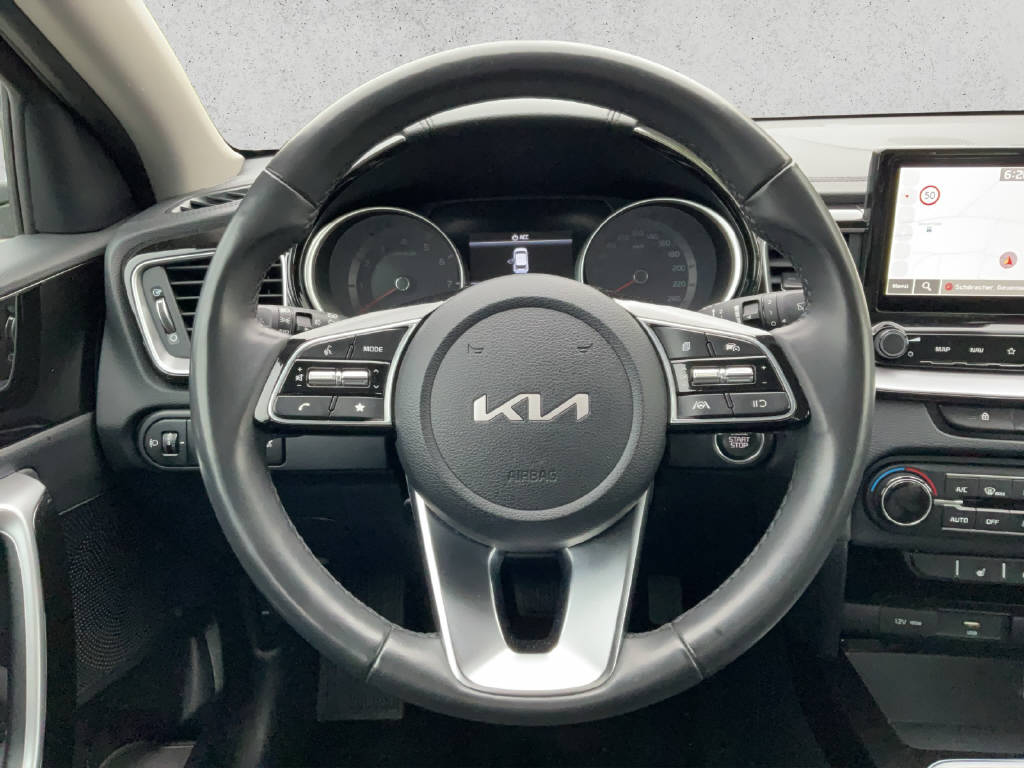 KIA Ceed 1.5 T-GDi MHEV Power-image-9