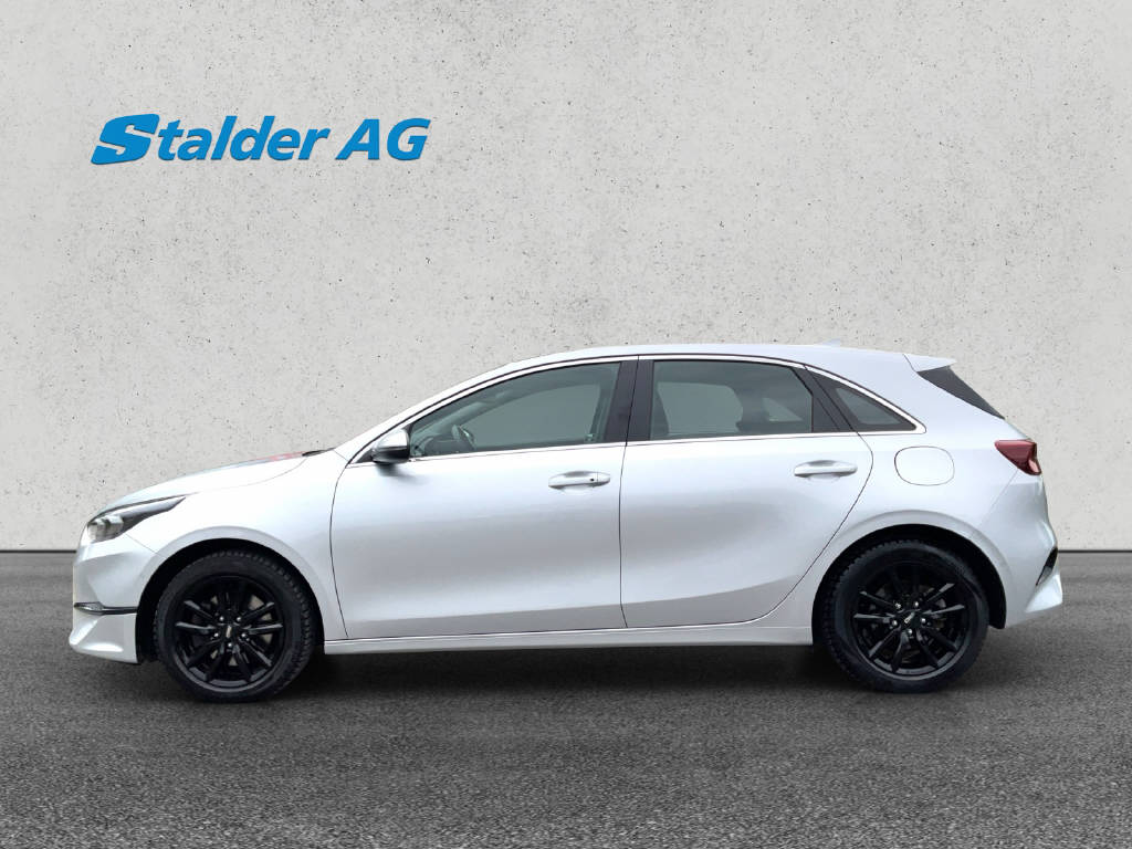 KIA Ceed 1.5 T-GDi MHEV Power-image-2