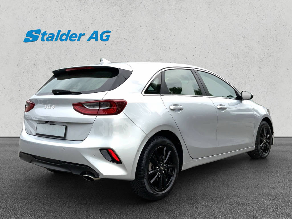 KIA Ceed 1.5 T-GDi MHEV Power-image-5