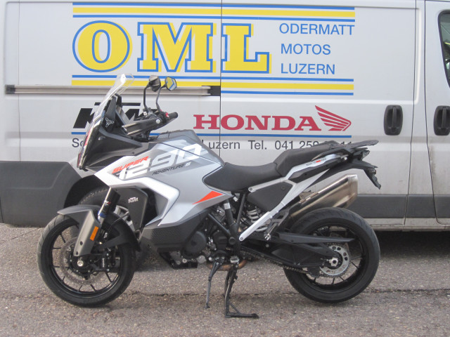 KTM 1290 Super Adventure S-image-1