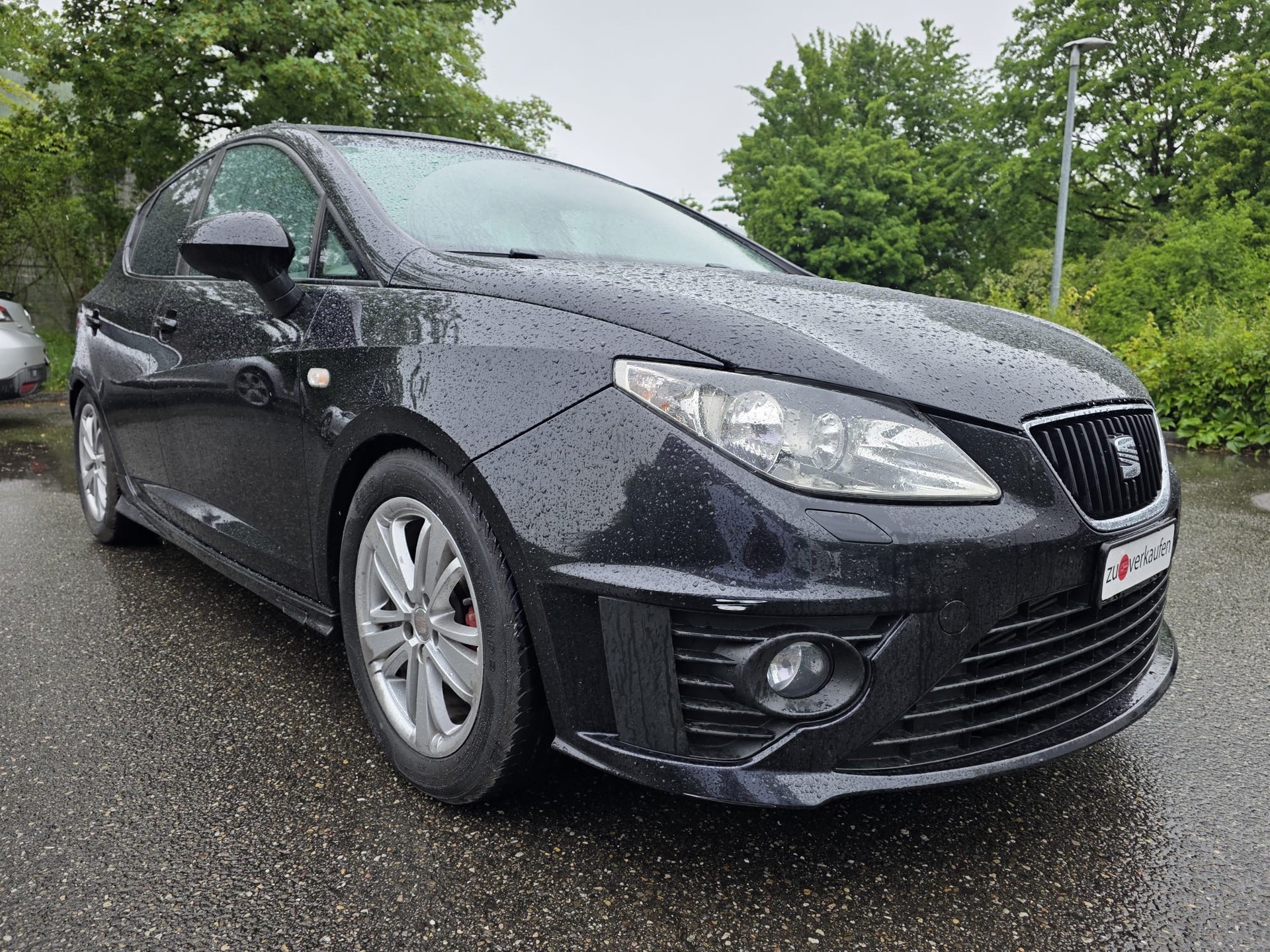 SEAT Ibiza SC 1.6 TDI Sport-image-2
