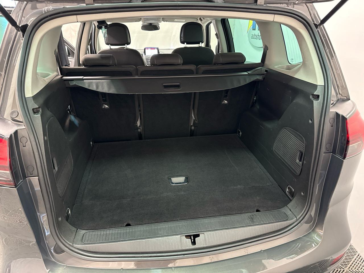 OPEL Zafira Tourer 1.6i 16V Turbo Cosmo Automatic-image-8