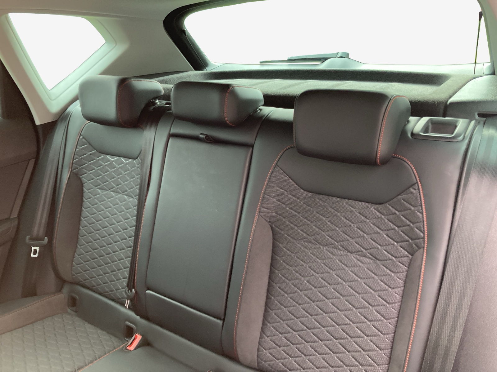 SEAT Ateca 1.5 TSI EVO DSG FR-image-11