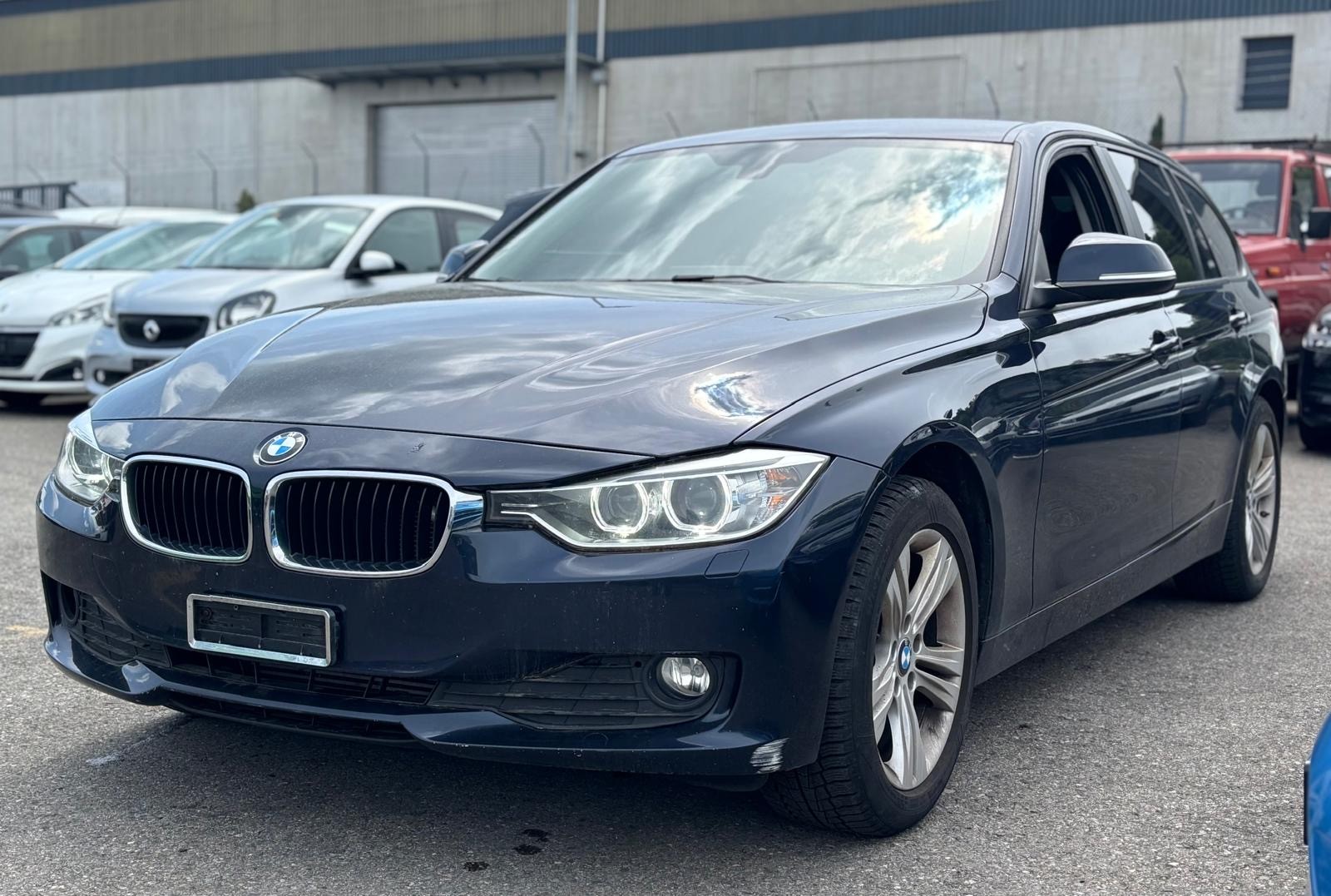 BMW 320d xDrive Touring Sport Line Steptronic-image-1