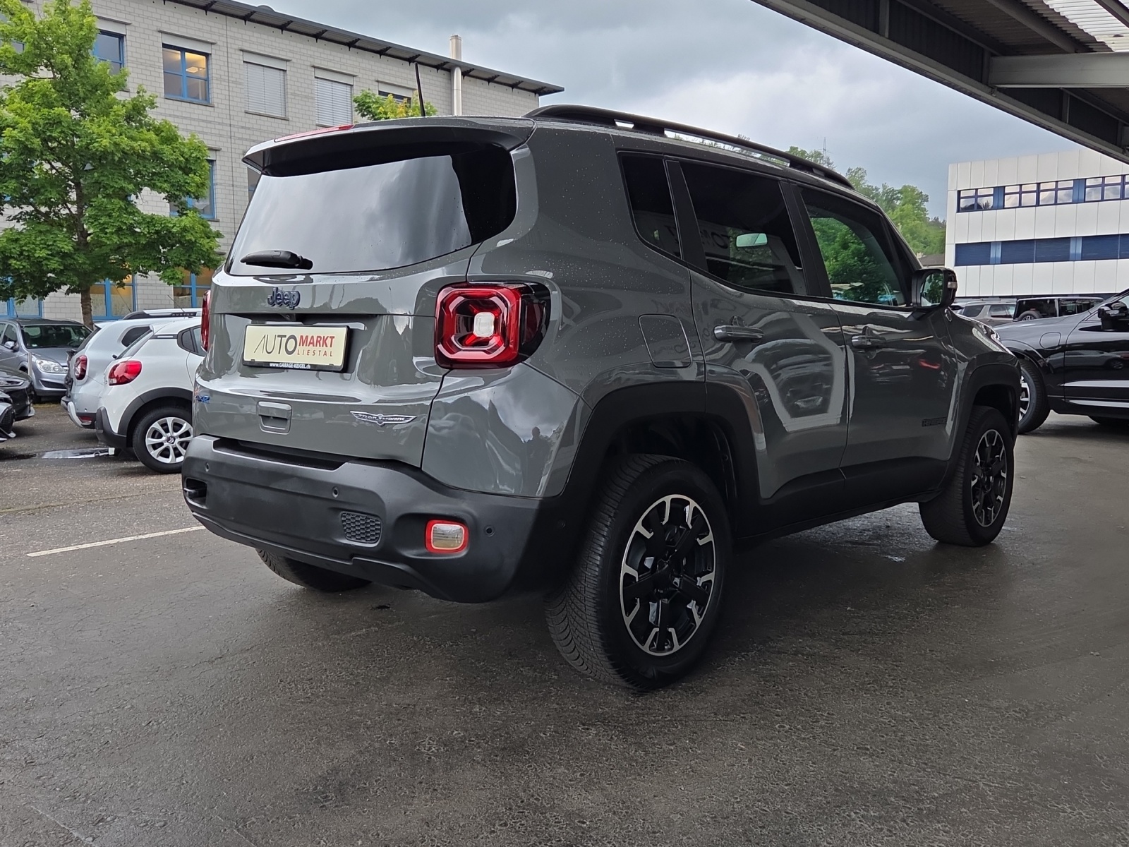 JEEP Renegade 1.3 T PHEV Trailhawk AWD-image-11