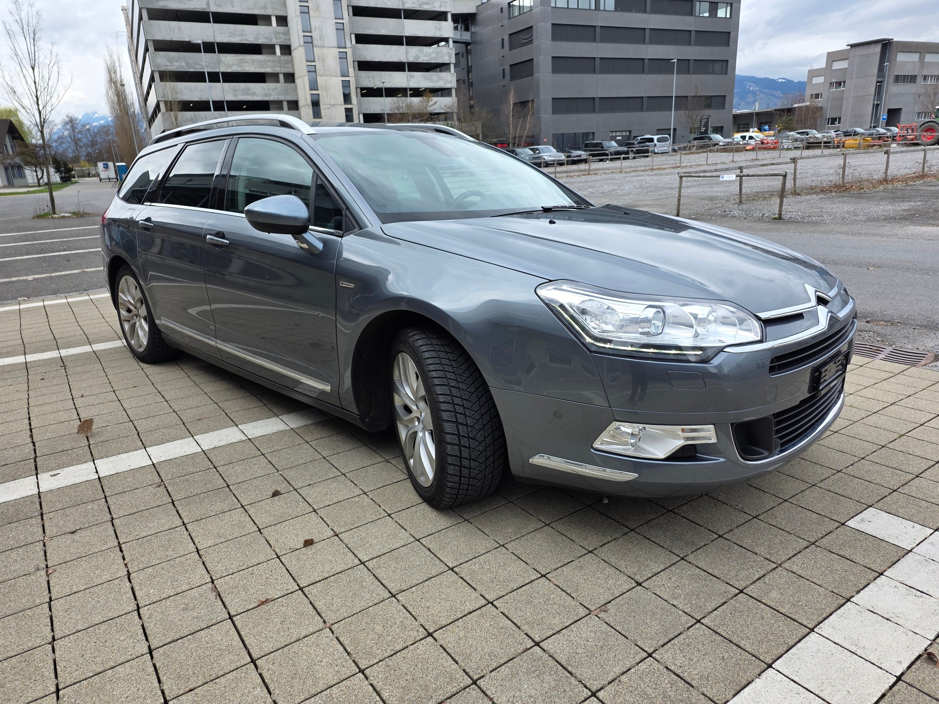 CITROEN C5 Tourer 3.0 HDi V6 Exclusive Automatic-image-6