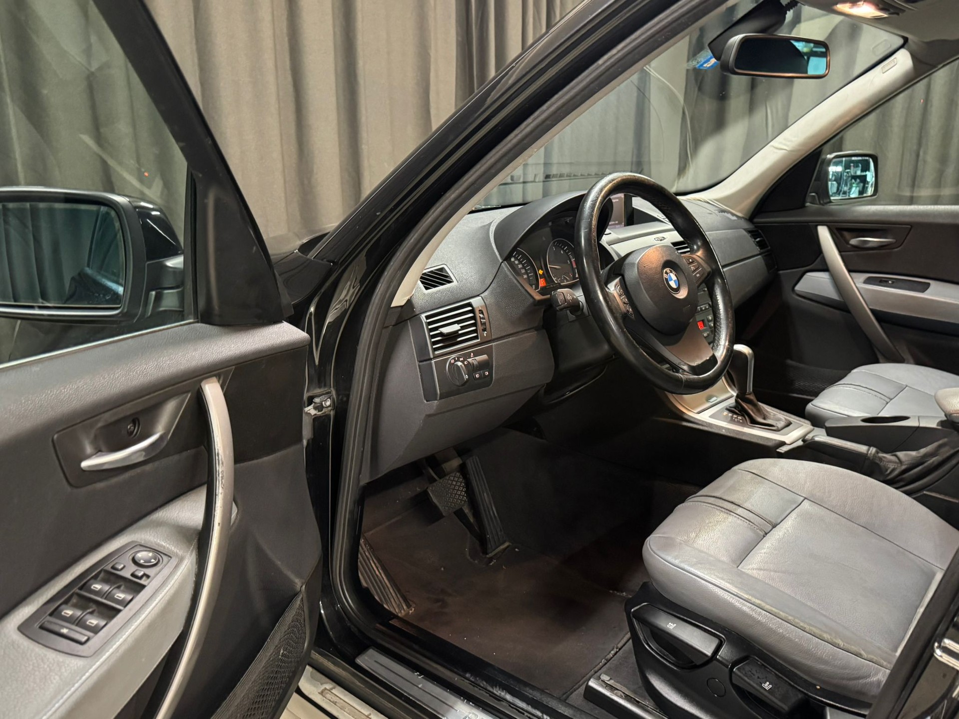 BMW X3 3.0d-image-7